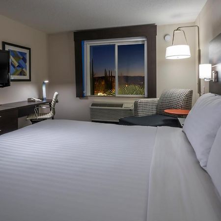 Holiday Inn Express Hotel & Suites Livermore By Ihg Екстериор снимка