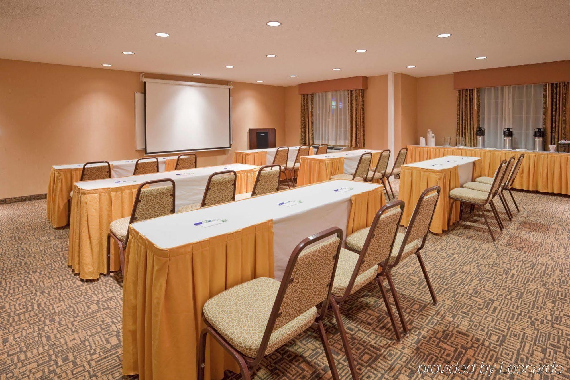 Holiday Inn Express Hotel & Suites Livermore By Ihg Съоръжения снимка