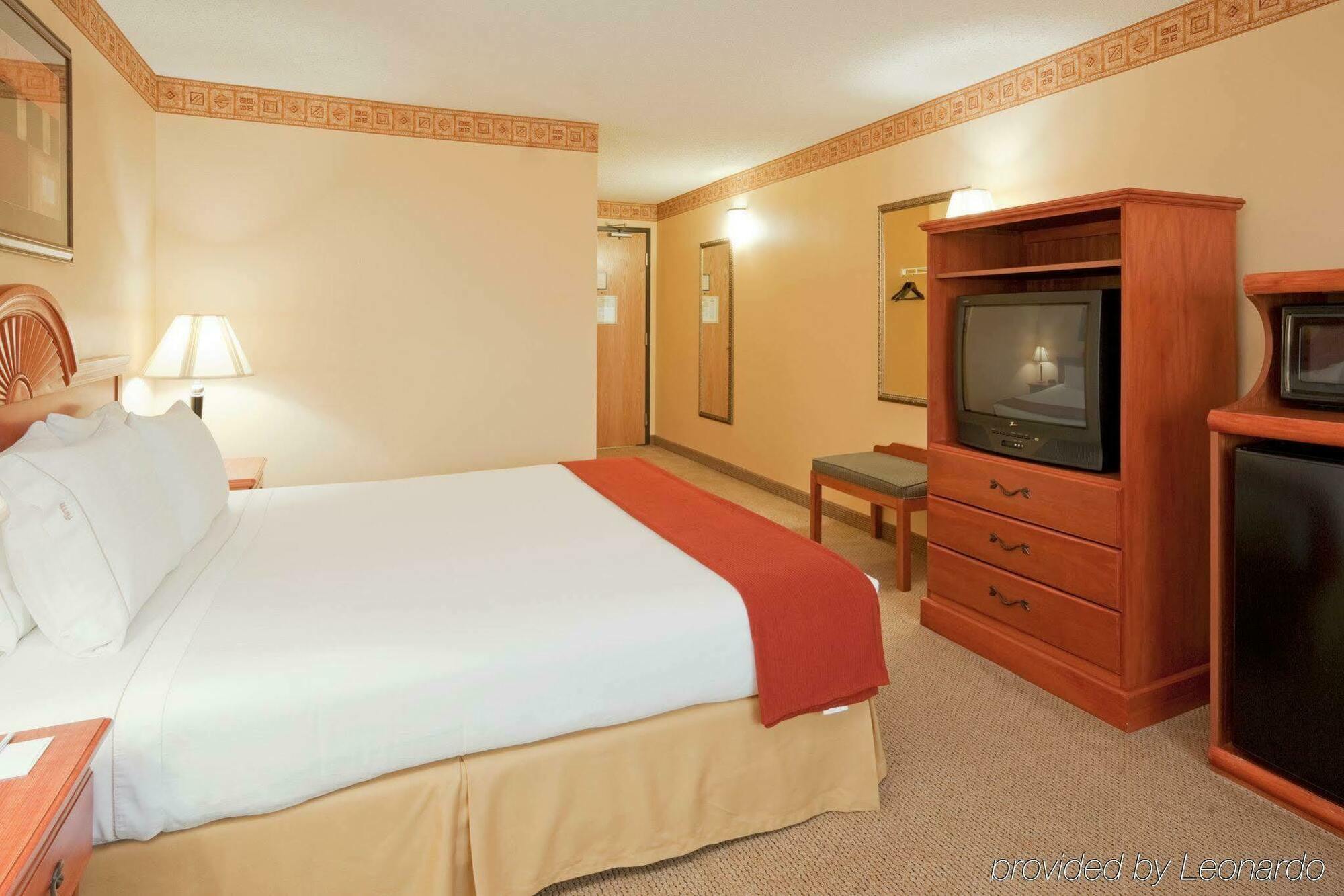 Holiday Inn Express Hotel & Suites Livermore By Ihg Екстериор снимка