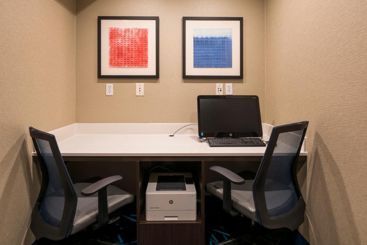 Holiday Inn Express Hotel & Suites Livermore By Ihg Екстериор снимка