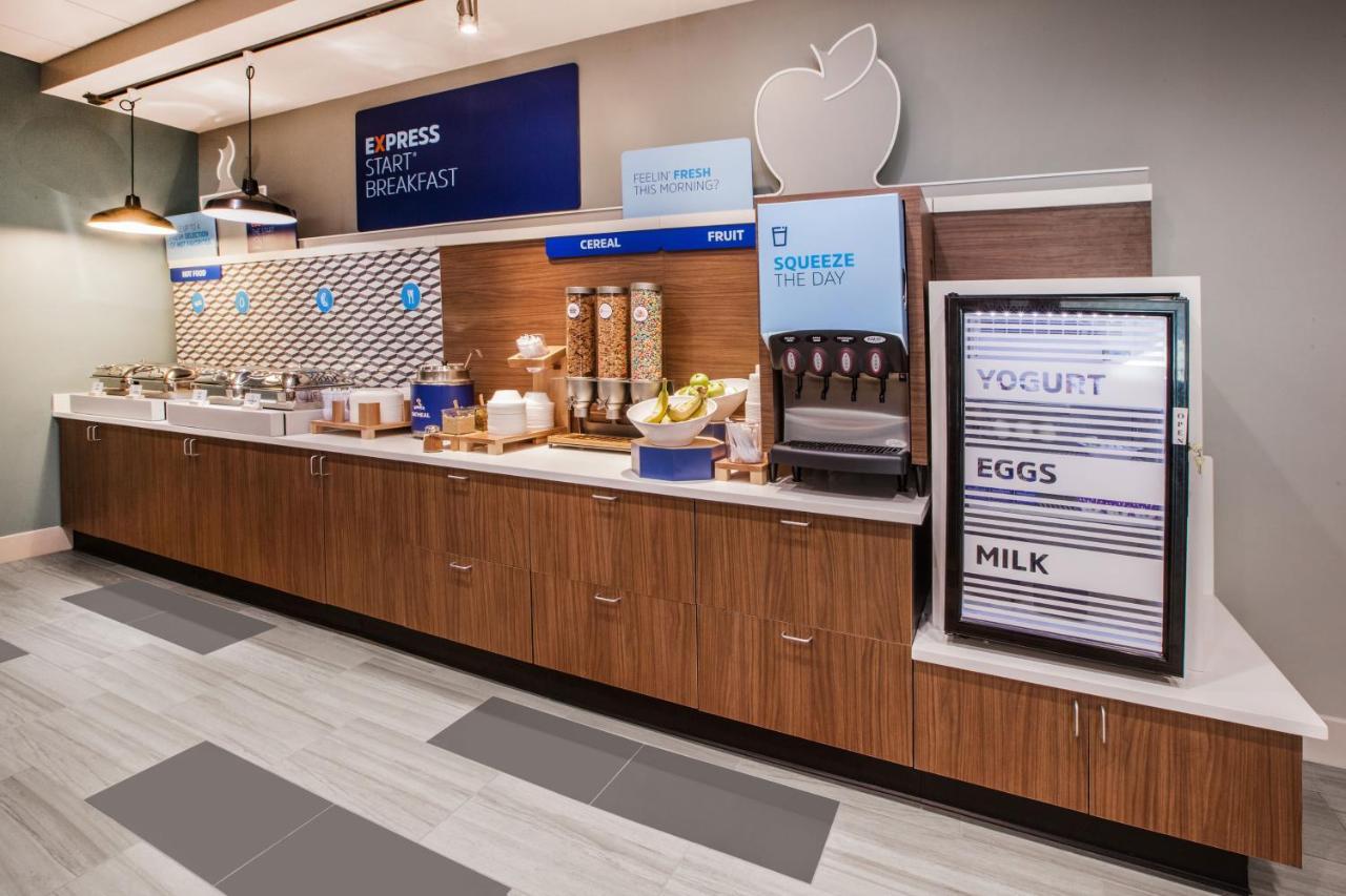 Holiday Inn Express Hotel & Suites Livermore By Ihg Екстериор снимка